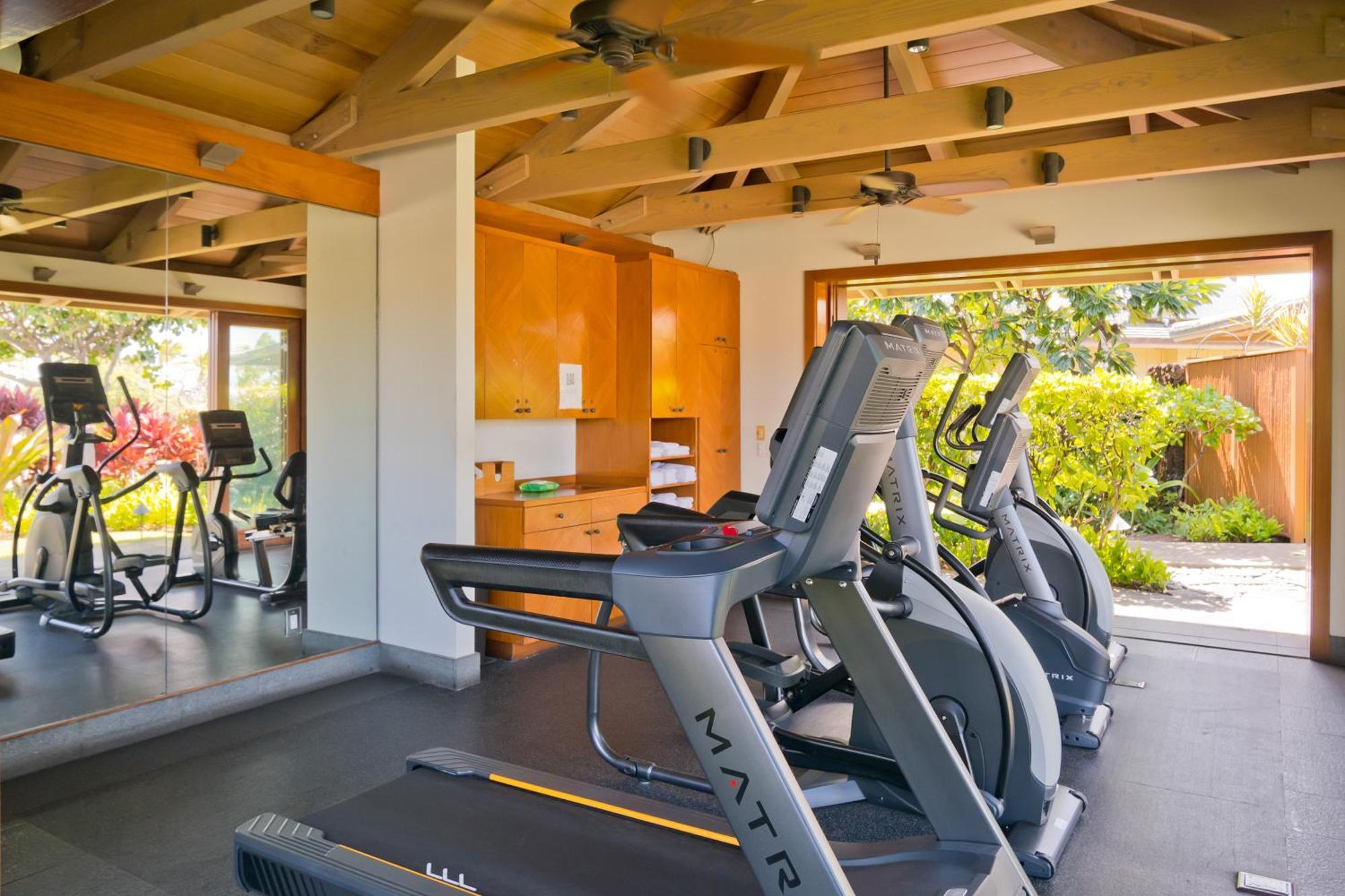 Hilton Pool Pass Included, Kolea - Luxe 2Br Villa Steps To Beach Pool Hottub Gym ไวโคโลอา ภายนอก รูปภาพ